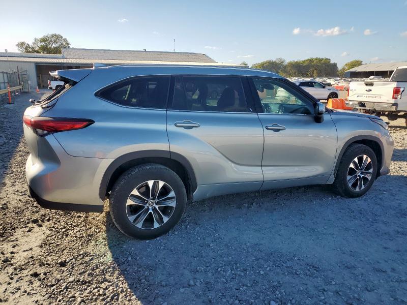 Foto 3 de la subasta – 2020 TOYOTA HIGHLANDER con VIN 5TDGZRAH2LS500031