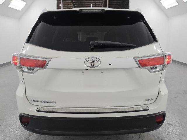 Zdjęcie 6 z aukcji – 2016 TOYOTA HIGHLANDER z VIN 5TDKKRFH8GS135979