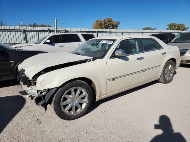 CHRYSLER 300C 2009 with VIN 2C3KA63T99H523061 - Photo from auction