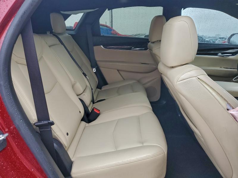 Photo 11 from auction – 2017 CADILLAC XT5 with VIN 1GYKNARS8HZ220895