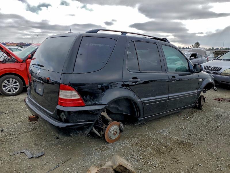 Photo 3 from auction – 2000 MERCEDES-BENZ ML 430 with VIN 4JGAB72EXYA191069