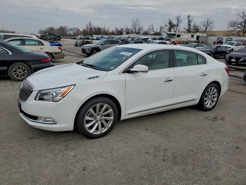 BUICK LACROSSE 2016 with VIN 1G4GB5G36GF286509 - Photo from auction