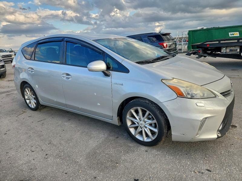 Photo 4 from auction – 2012 TOYOTA PRIUS V with VIN JTDZN3EU1C3035249