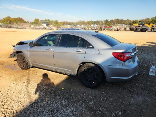 Photo 2 from auction – 2013 CHRYSLER 200 TOURIN with VIN 1C3CCBBB7DN592492