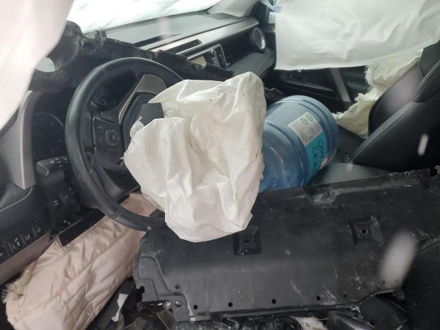 Photo 8 from auction – 2016 TOYOTA RAV4 LIMIT with VIN 2T3DFREV4GW473382
