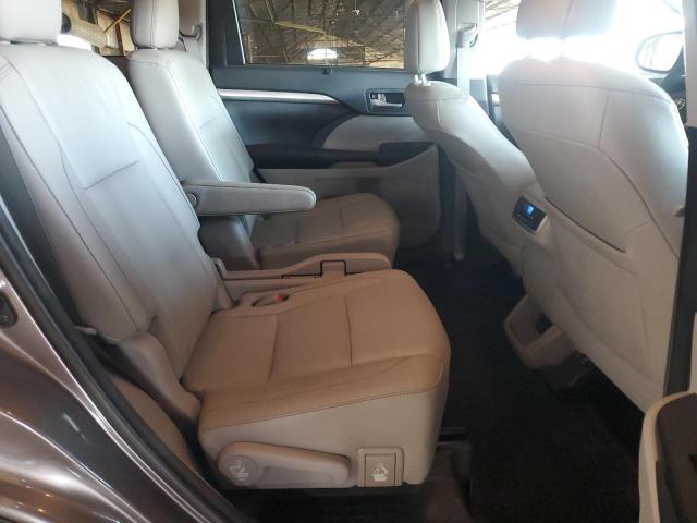 Photo 11 from auction – 2016 TOYOTA HIGHLANDER with VIN 5TDKKRFH2GS177192