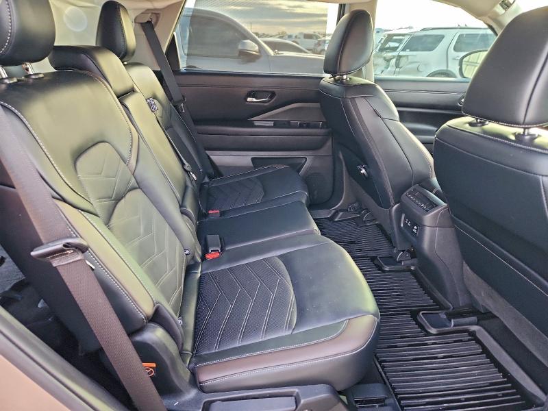 Photo 11 from auction – 2023 NISSAN PATHFINDER with VIN 5N1DR3DJ8PC259383