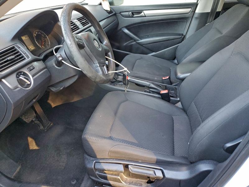 Photo 7 from auction – 2014 VOLKSWAGEN PASSAT S with VIN 1VWAT7A32EC077971