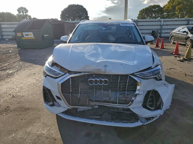 Photo 5 from auction – 2024 AUDI Q3 PREMIUM with VIN WA1EECF35R1180202