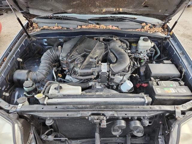 Photo 11 from auction – 2005 TOYOTA 4RUNNER SR with VIN JTEBU14R650058452