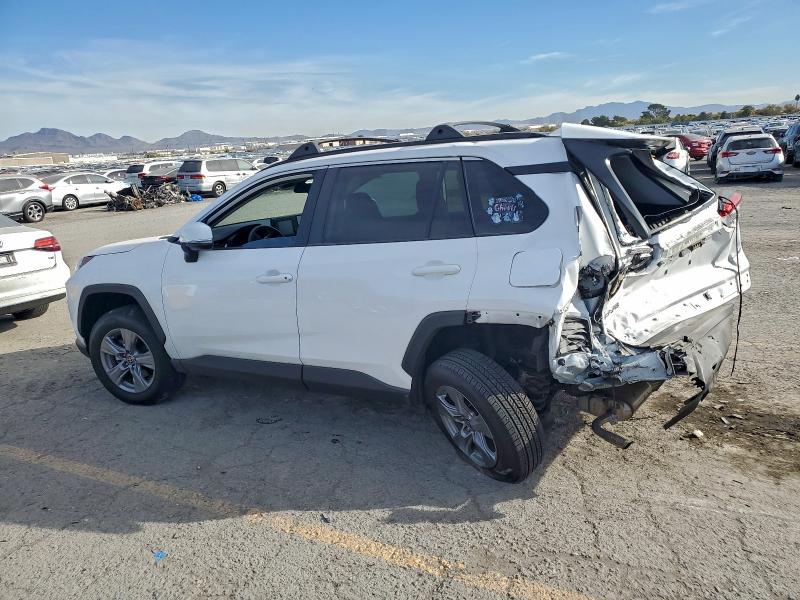 Photo 2 from auction – 2022 TOYOTA RAV4 with VIN 2T3W1RFV1NC174856