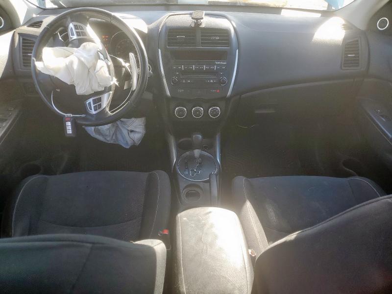 Photo 8 from auction – 2013 MITSUBISHI OUTLANDER with VIN 4A4AP4AU6DE011577