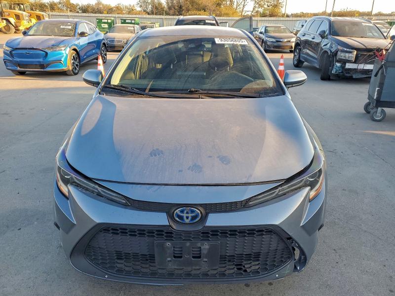 Photo 5 from auction – 2022 TOYOTA COROLLA LE with VIN JTDEAMDE6NJ055053