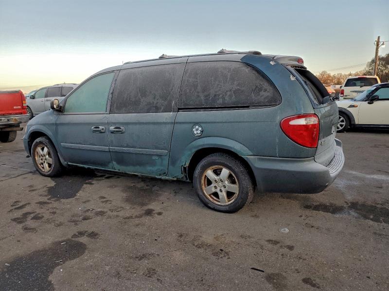 Photo 2 from auction – 2005 DODGE GRAND CARA with VIN 2D4GP44L45R565616