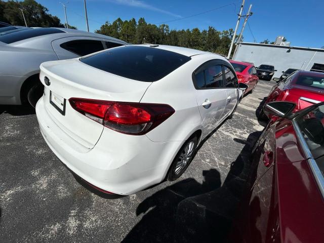 Photo 4 from auction – 2017 KIA FORTE LX with VIN 3KPFK4A74HE037370
