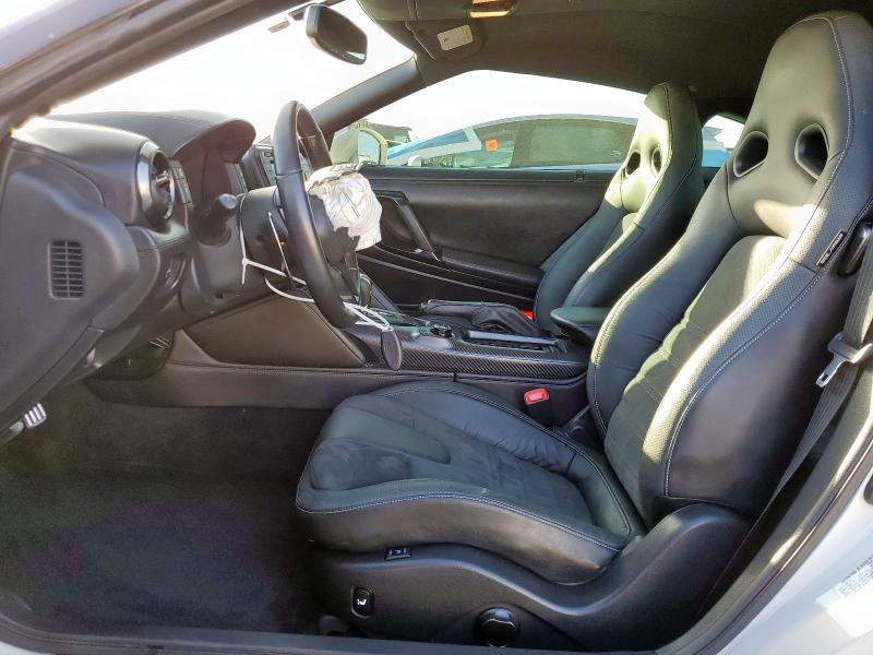 Photo 7 from auction – 2017 NISSAN GT-R PREMI with VIN JN1AR5EF7HM820653