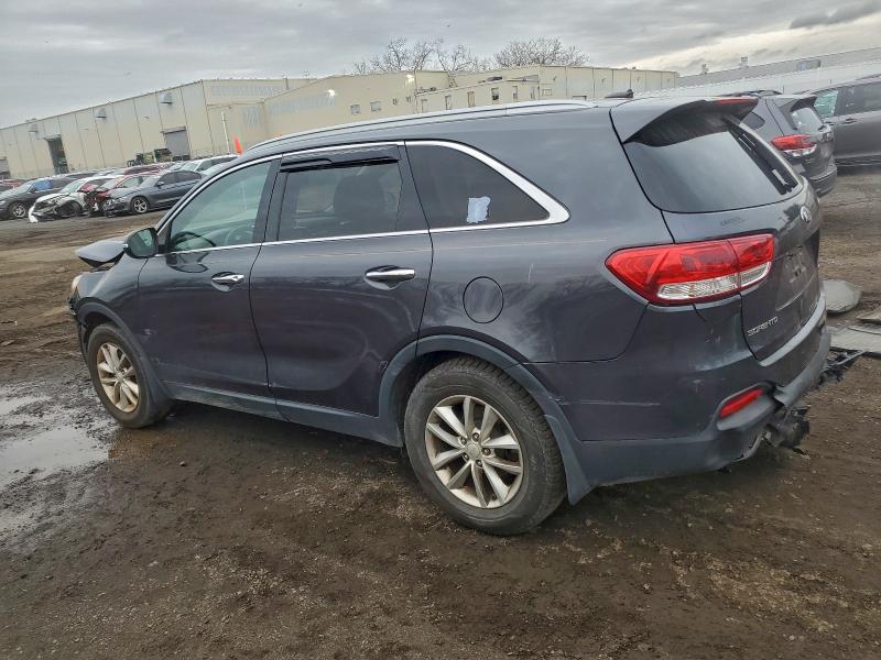 Photo 2 from auction – 2016 KIA SORENTO LX with VIN 5XYPG4A34GG081289