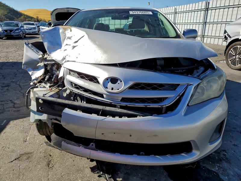 Photo 5 from auction – 2011 TOYOTA COROLLA with VIN 2T1BU4EE2BC546753