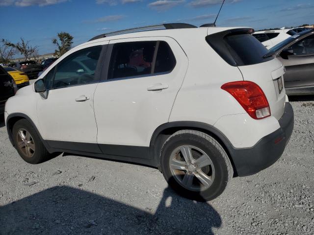 Photo 2 from auction – 2015 CHEVROLET TRAX 1LT with VIN 3GNCJLSB3FL222481
