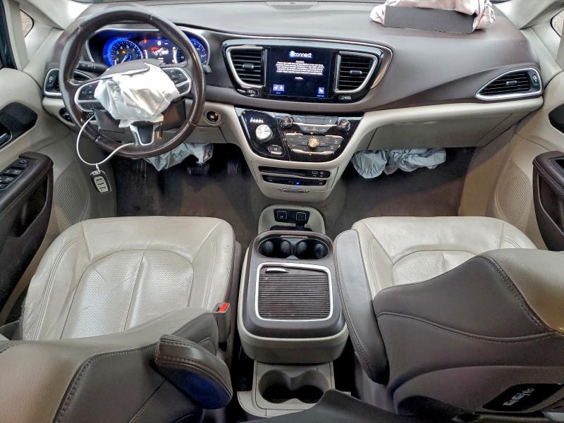 Photo 8 from auction – 2017 CHRYSLER PACIFICA T with VIN 2C4RC1EG6HR518559