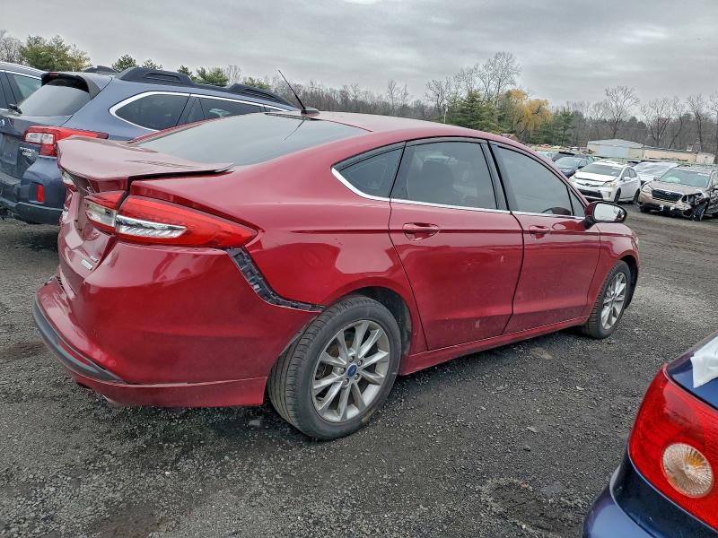 Photo 3 from auction – 2017 FORD FUSION SE with VIN 3FA6P0HDXHR308453