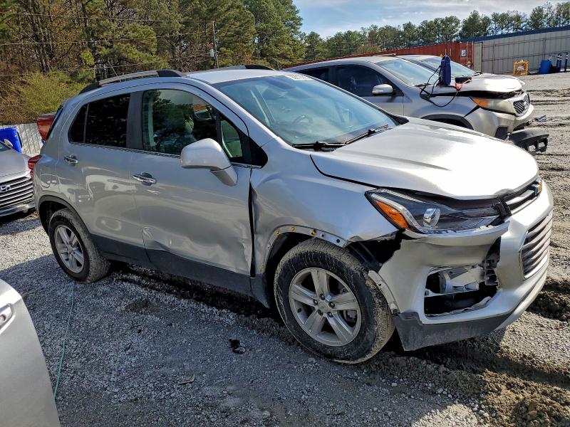 Photo 4 from auction – 2017 CHEVROLET TRAX 1LT with VIN KL7CJLSB0HB231259