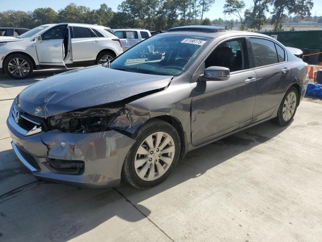 HONDA ACCORD EXL 2015 with VIN 1HGCR3F84FA027014 - Photo from auction