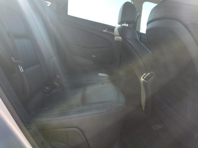 Photo 11 from auction – 2018 HYUNDAI TUCSON VAL with VIN KM8J3CA25JU756104