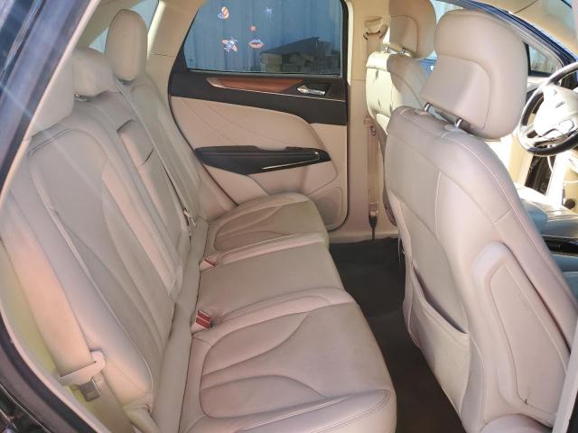 Photo 11 from auction – 2016 LINCOLN MKC RESERV with VIN 5LMTJ3DH2GUJ23385