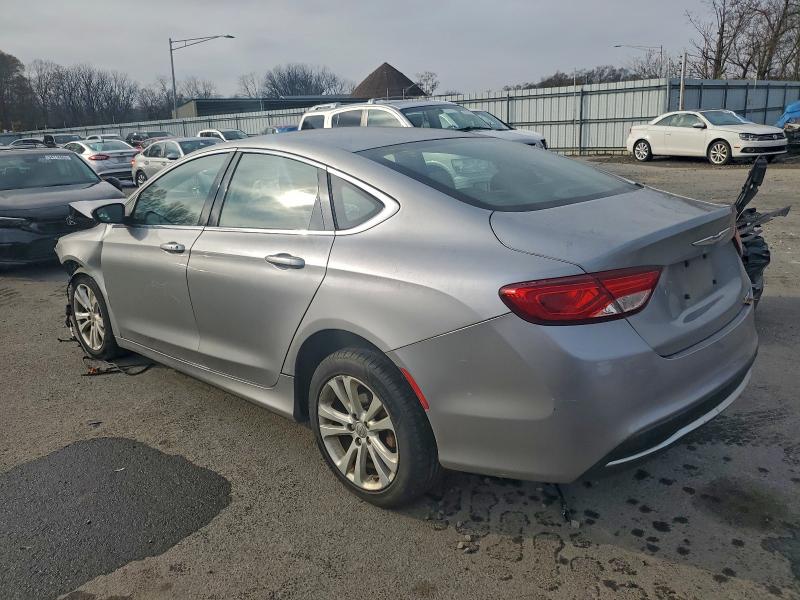 Photo 2 from auction – 2015 CHRYSLER 200 LIMITE with VIN 1C3CCCAB7FN657061