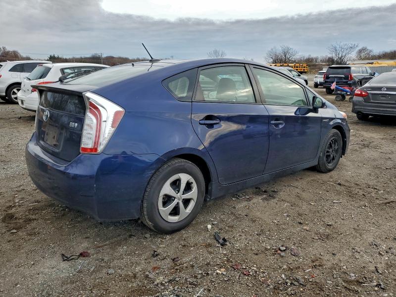 Photo 3 from auction – 2014 TOYOTA PRIUS with VIN JTDKN3DU9E0388569