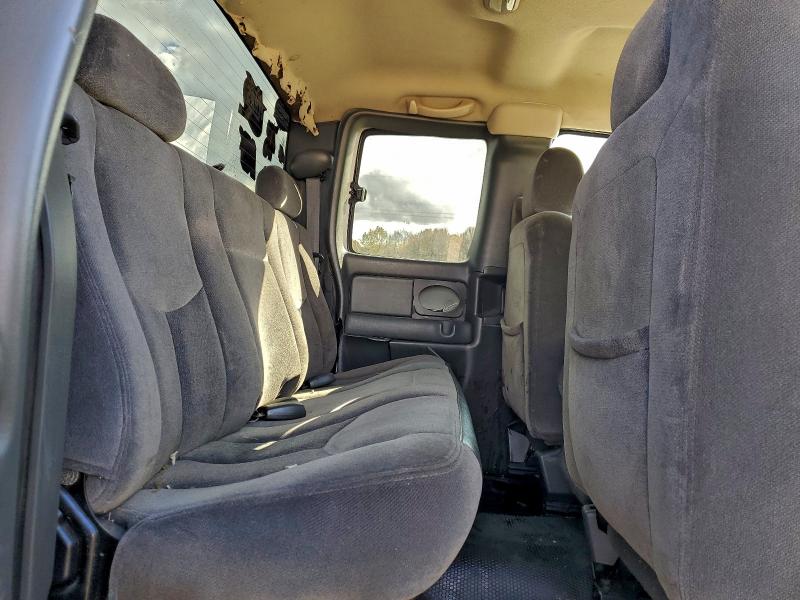 Photo 10 from auction – 2003 GMC NEW SIERRA with VIN 2GTEK19T431207681