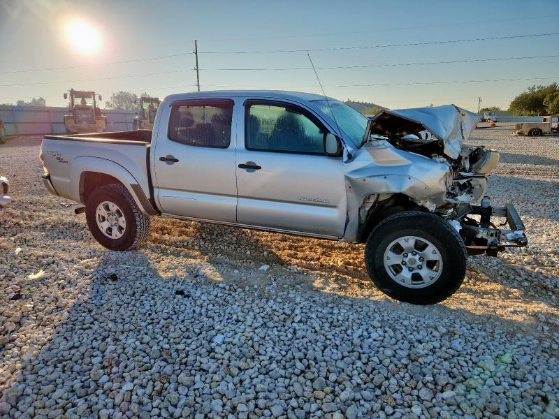 Photo 4 from auction – 2011 TOYOTA TACOMA DOU with VIN 5TFJU4GN2BX010928