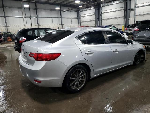 Photo 3 from auction – 2013 ACURA ILX with VIN 19VDE1F31DE014697