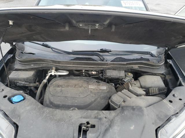 Photo 12 from auction – 2017 HONDA PILOT TOUR with VIN 5FNYF6H95HB003125