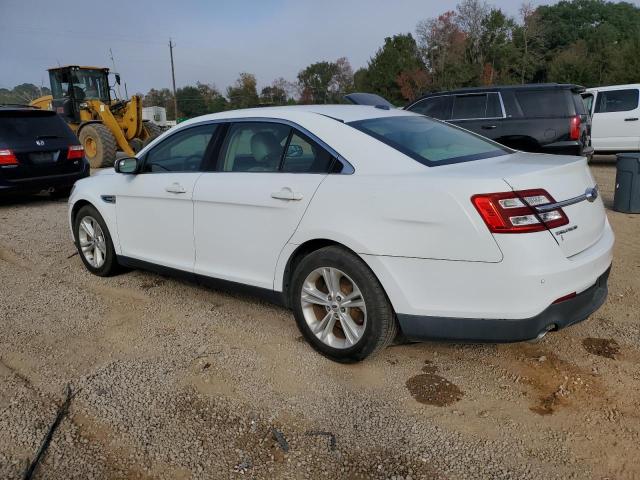 Photo 2 from auction – 2015 FORD TAURUS SEL with VIN 1FAHP2E85FG149731