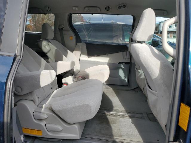 Photo 11 from auction – 2011 TOYOTA SIENNA LE with VIN 5TDKK3DC2BS112100