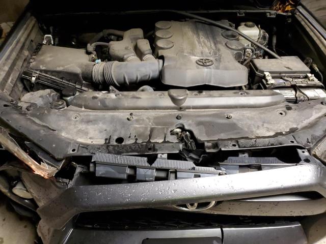 Photo 12 from auction – 2017 TOYOTA 4RUNNER SR with VIN JTEBU5JR8H5446950