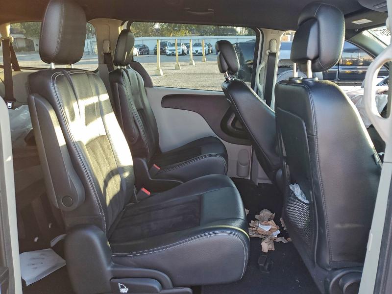 Photo 11 from auction – 2018 DODGE GRAND CARA with VIN 2C4RDGCG3JR208099
