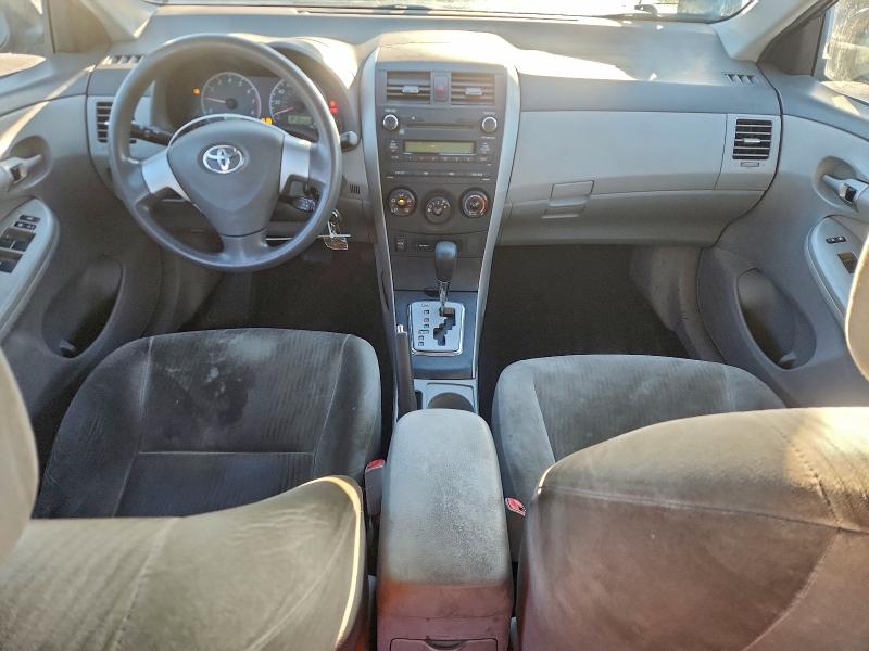 Zdjęcie 8 z aukcji – 2010 TOYOTA COROLLA BA z VIN 1NXBU4EEXAZ185995