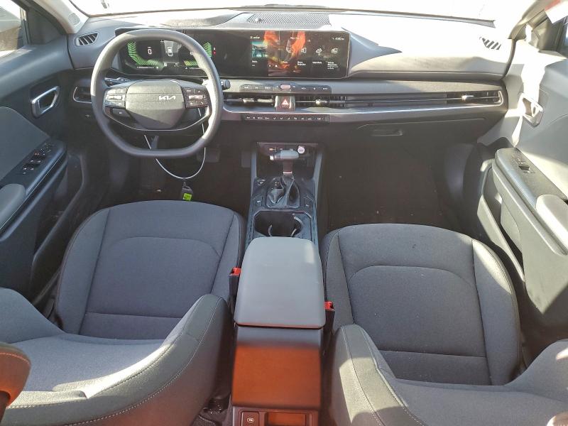 Photo 8 from auction – 2025 KIA K4 LX with VIN 3KPFT4DE0SE202300