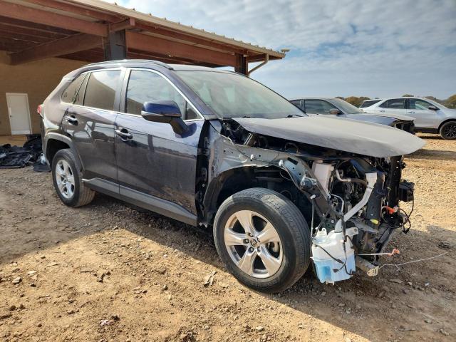 Photo 4 from auction – 2020 TOYOTA RAV4 XLE with VIN JTMP1RFV3LD057227