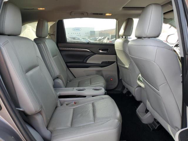 Photo 11 from auction – 2016 TOYOTA HIGHLANDER with VIN 5TDYKRFHXGS181534
