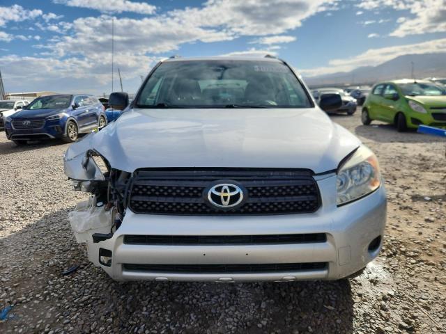 Photo 5 from auction – 2007 TOYOTA RAV4 with VIN JTMBD33V675074266