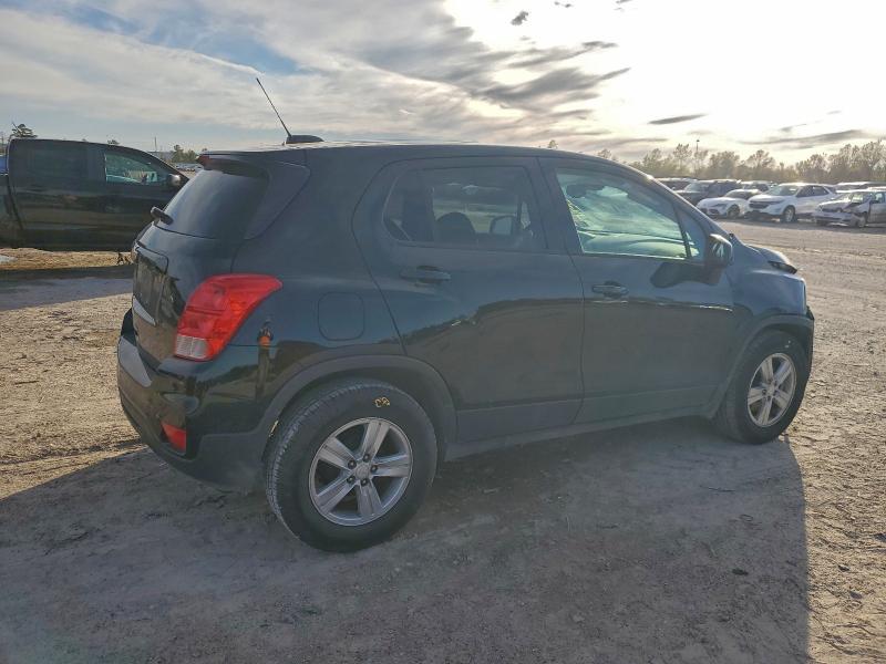 Photo 3 from auction – 2019 CHEVROLET TRAX LS with VIN 3GNCJKSB3KL217284