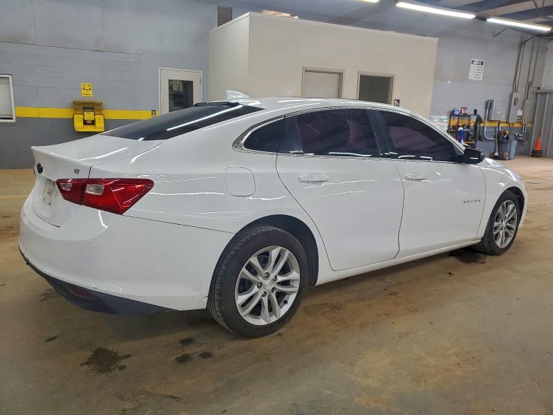Photo 3 from auction – 2018 CHEVROLET MALIBU LT with VIN 1G1ZD5ST8JF230960