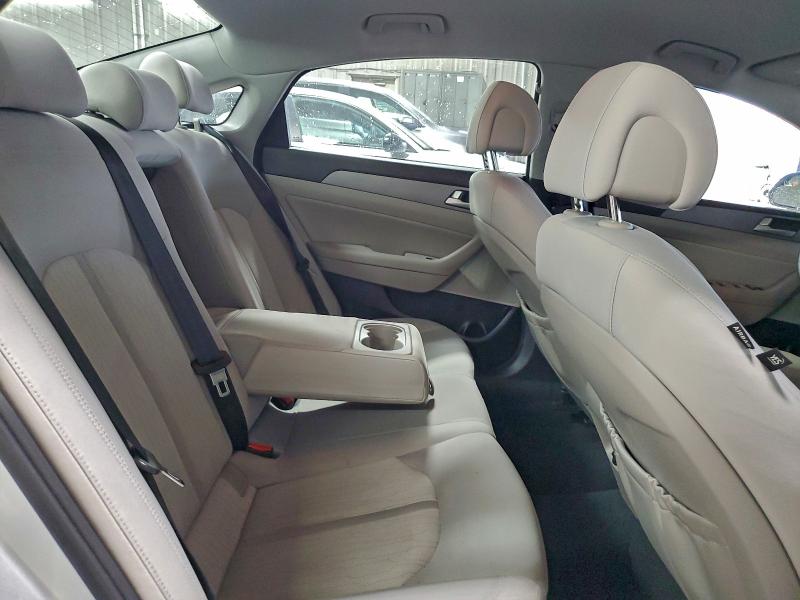 Photo 10 from auction – 2016 HYUNDAI SONATA HYB with VIN KMHE24L17GA016496