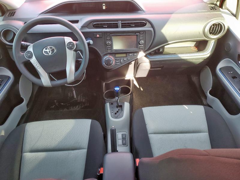 Photo 8 from auction – 2013 TOYOTA PRIUS C with VIN JTDKDTB38D1549838