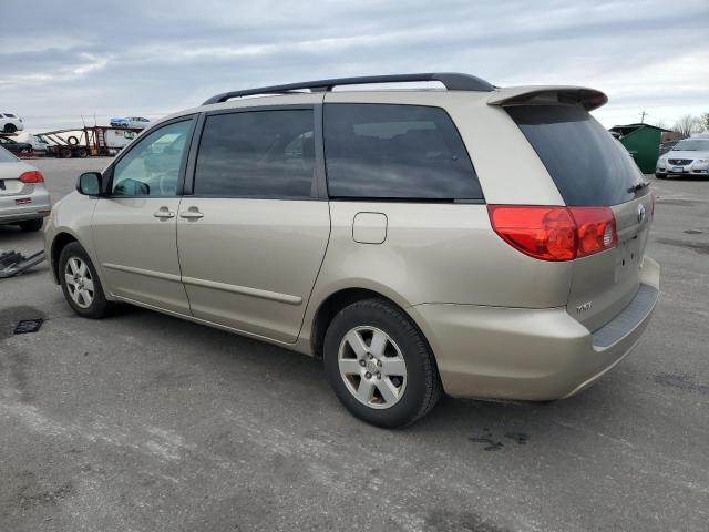 Photo 2 from auction – 2010 TOYOTA SIENNA with VIN 5TDKK4CC8AS312324