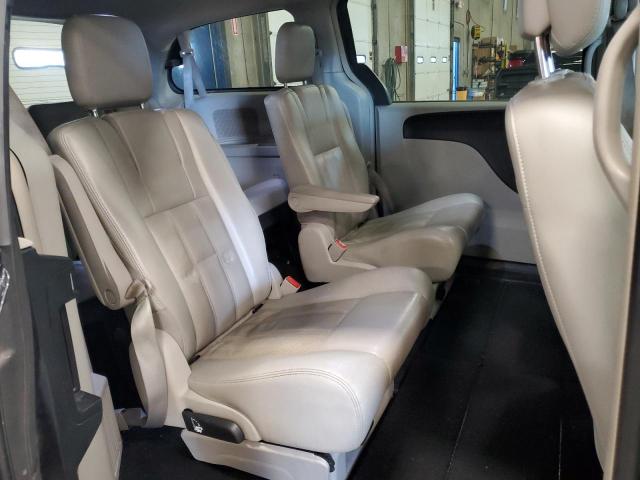 Photo 11 from auction – 2012 CHRYSLER TOWN & COU with VIN 2C4RC1BG2CR170756